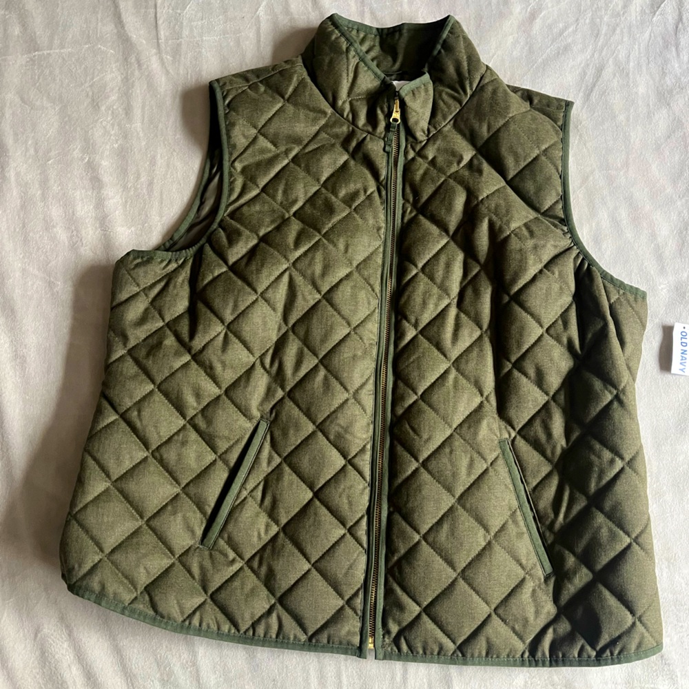 Old Navy Men’s Vest